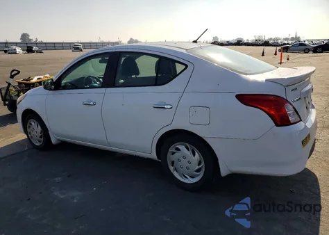 2015 Nissan Versa S from USA, damaged, VIN 3N1CN7AP1FL824784